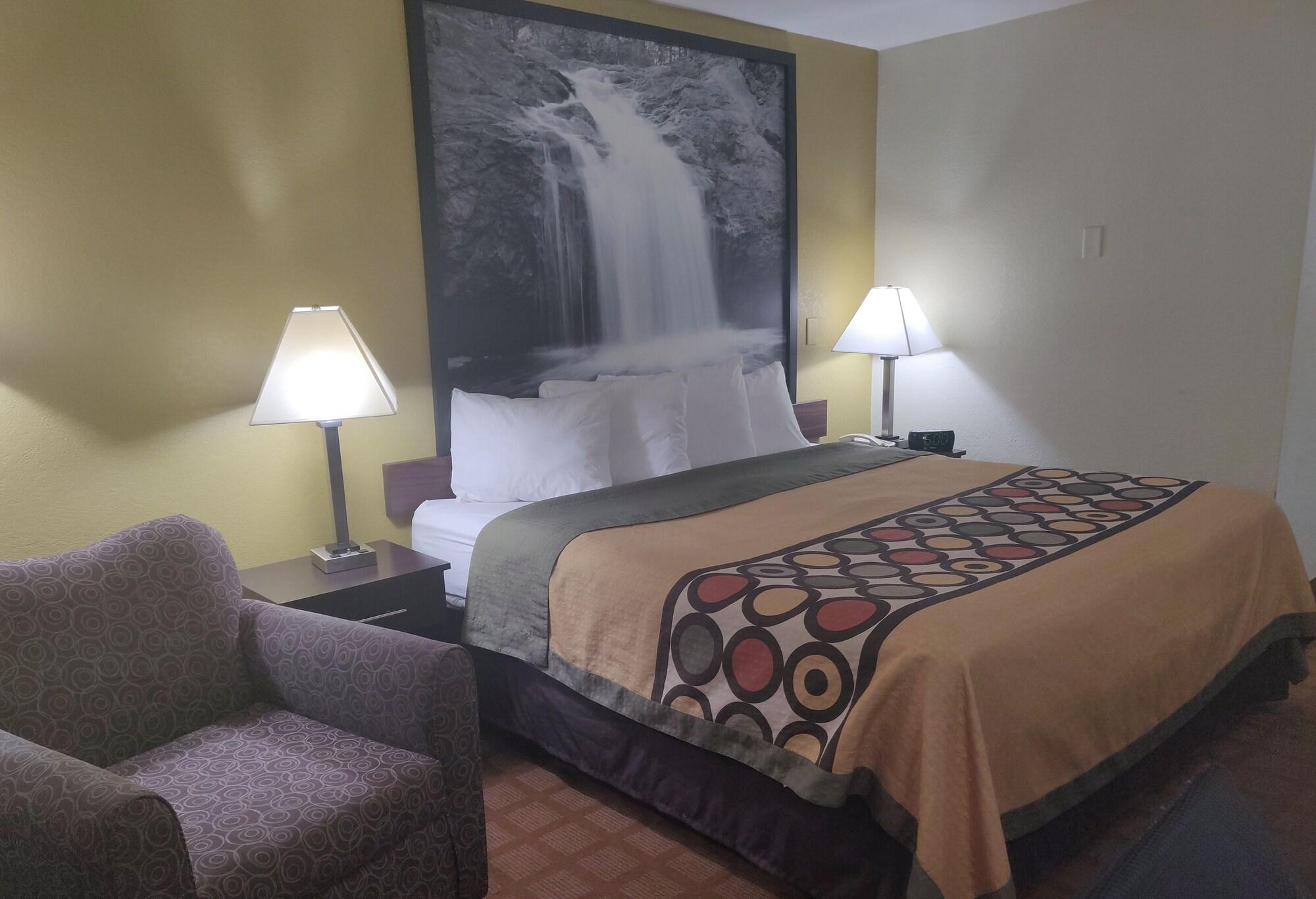 Hotel Super 8 By Wyndham Rice Lake Exteriér fotografie