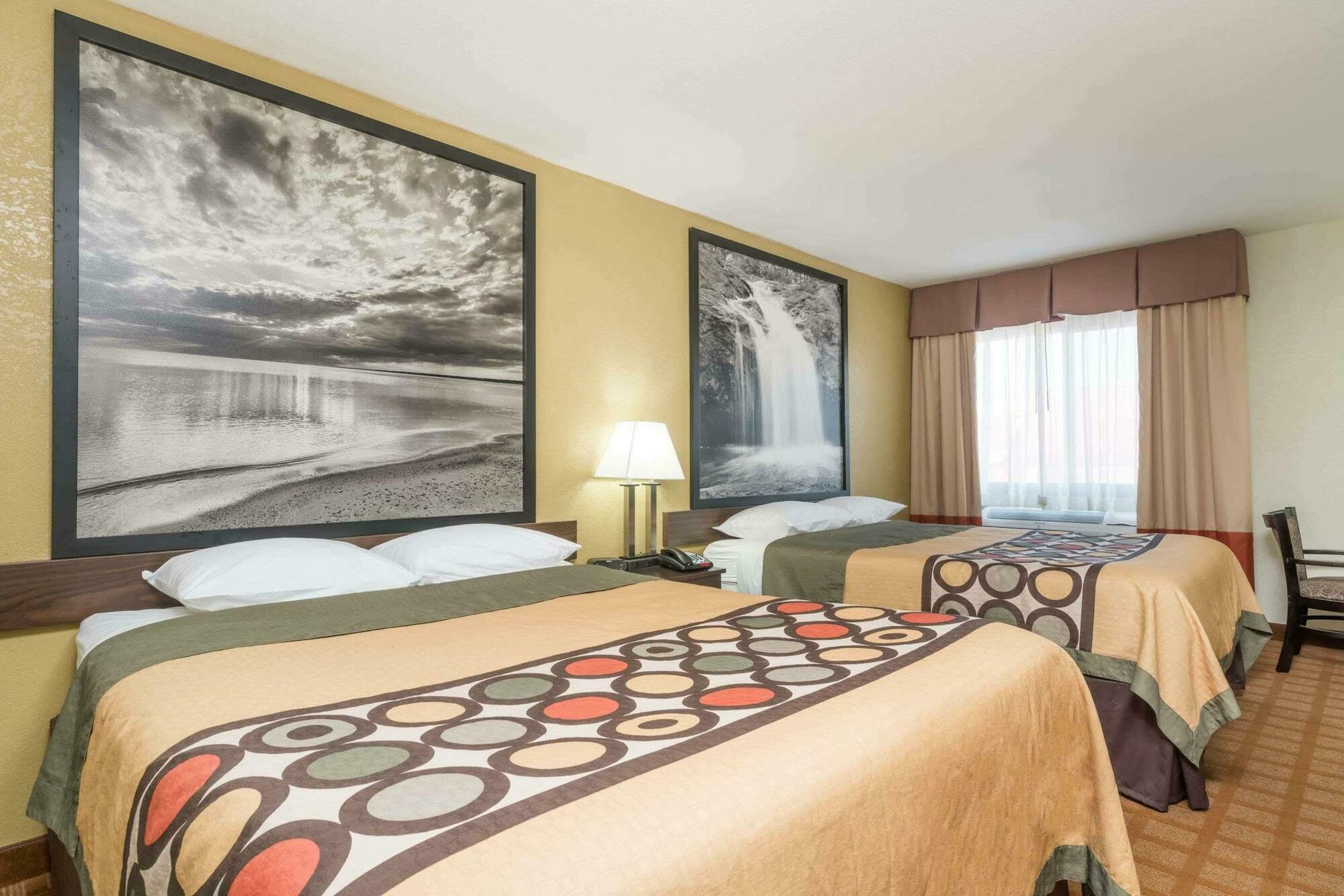 Hotel Super 8 By Wyndham Rice Lake Exteriér fotografie